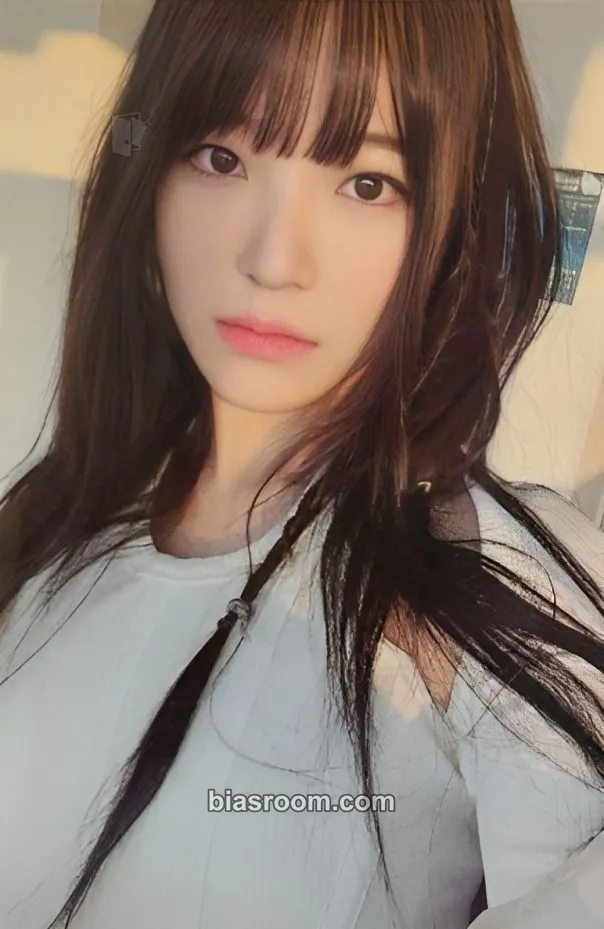 Jiheon Unlock My World Photocard - fromis_9 - fromis_9 K-pop photocard