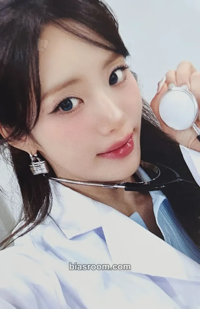 fromis_9 - Jiwon - From Our 20s Album makestar video call (fancall) round 3