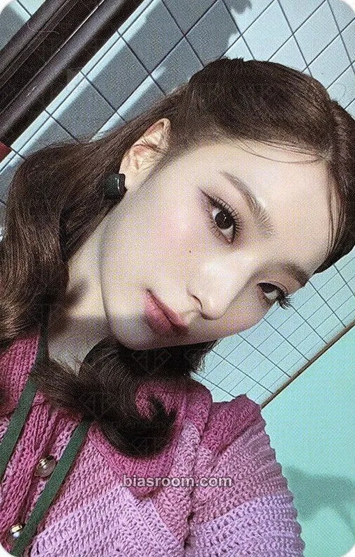 Saerom From Our Memento Box Photocard - fromis_9 - fromis_9 K-pop photocard