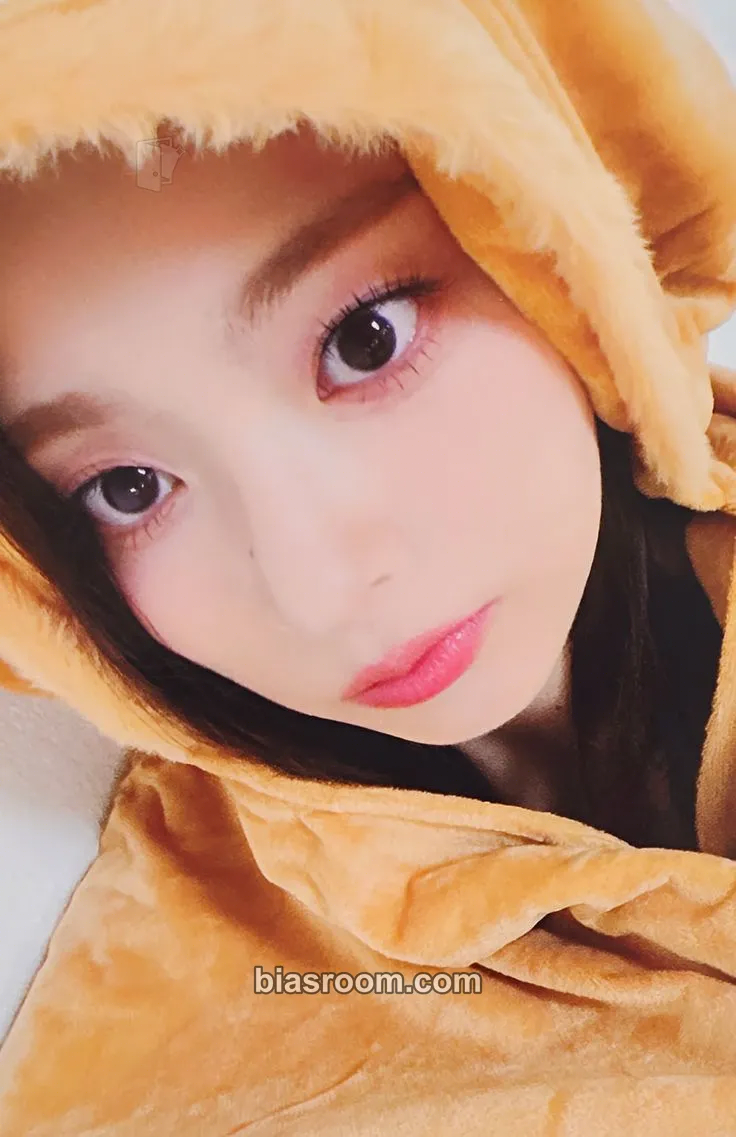 Nagyung From Our 20s Photocard - fromis_9 - fromis_9 K-pop photocard