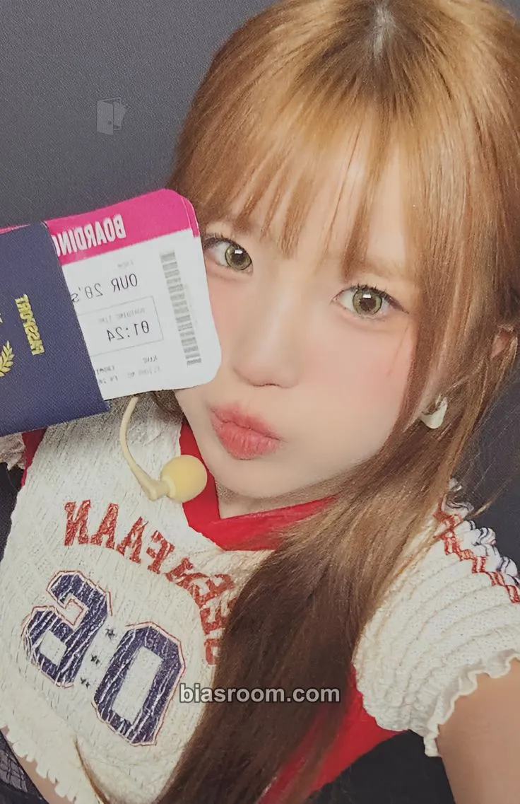 Hayoung From Our 20s Photocard - fromis_9 - fromis_9 K-pop photocard