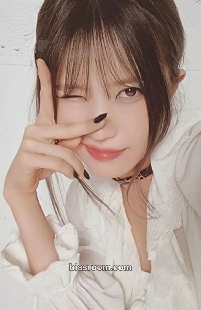 Hayoung Unlock My World Photocard - fromis_9 - fromis_9 K-pop photocard