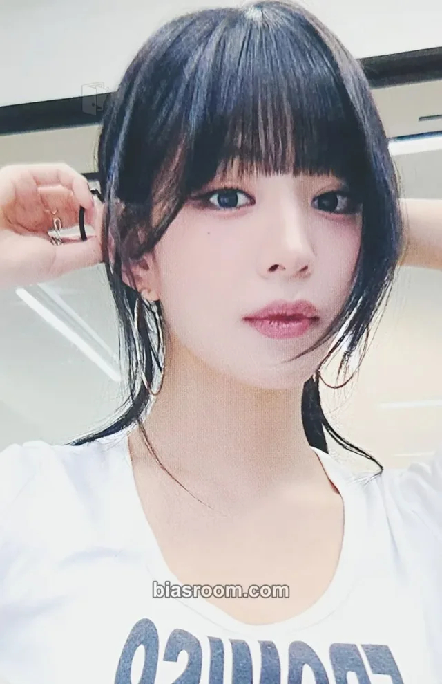 fromis_9 - Chaeyoung - From Our 20s Album dear my muse (dmm) pob (pre-order benefit)