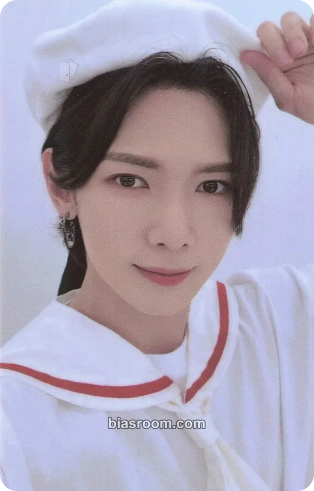 Yeosang THE WORLD EP.2 : OUTLAW Photocard - ATEEZ - ATEEZ K-pop photocard