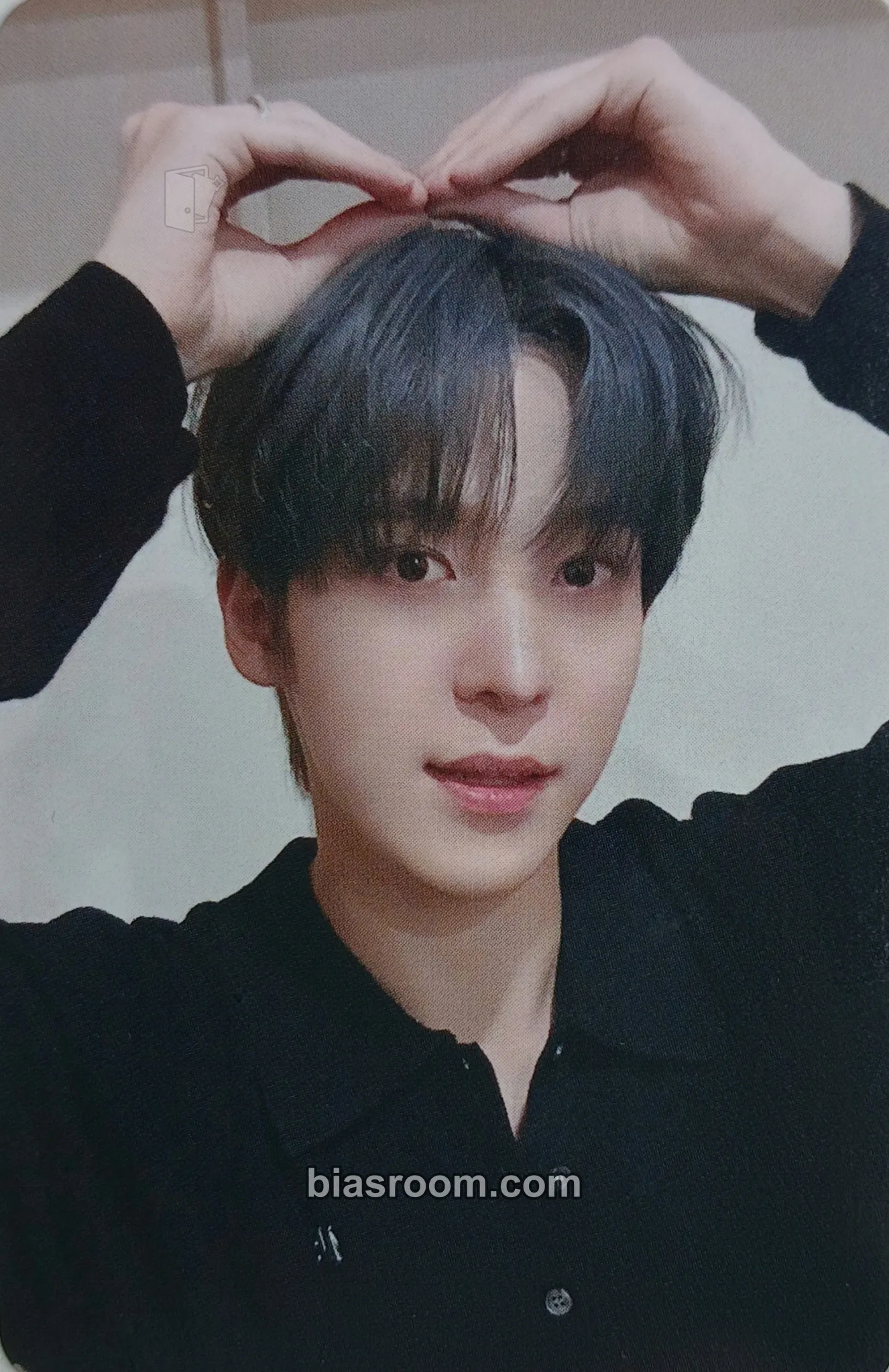 Yunho GOLDEN HOUR : Part.2 Photocard - ATEEZ - ATEEZ K-pop photocard