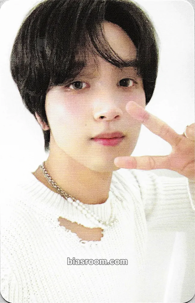 Haechan 2024 Season’s Greetings Photocard - NCT DREAM - NCT DREAM K-pop photocard