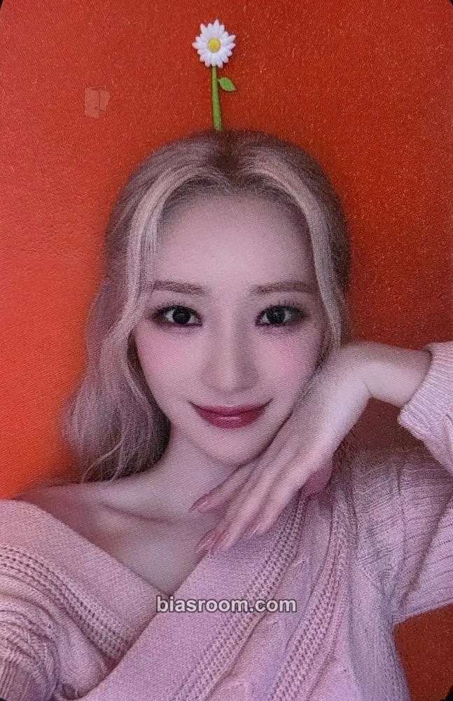 SuA Playlist #You are you Photocard - Dreamcatcher - Dreamcatcher K-pop photocard