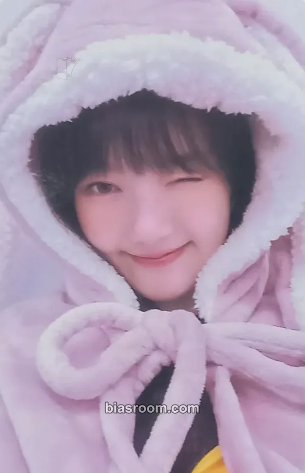 Yerin Ready, Set, LOVE Photocard - Yerin K-pop photocard