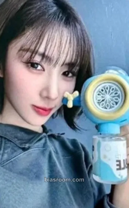 Yoohyeon The 1st FanCon Photocard - Dreamcatcher - Dreamcatcher K-pop photocard