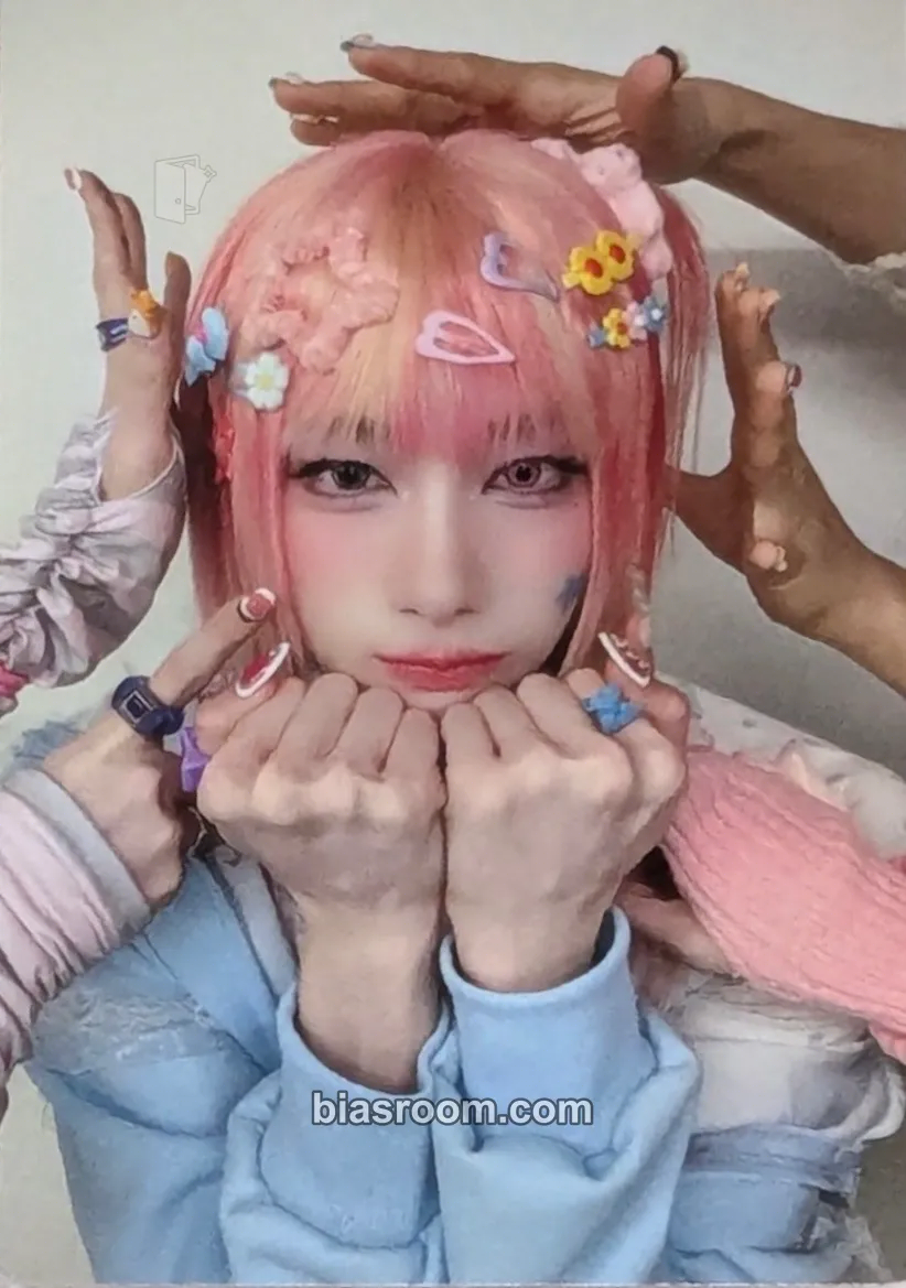 Rui UXLXVE Photocard - XLOV - XLOV K-pop photocard