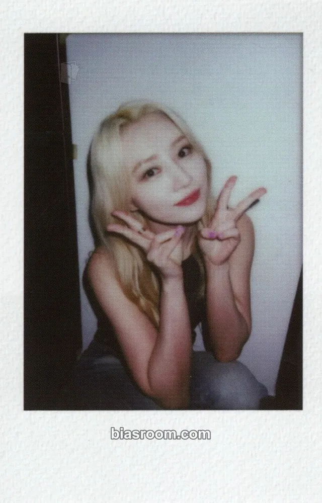 SuA Playlist #You are you Photocard - Dreamcatcher - Dreamcatcher K-pop photocard