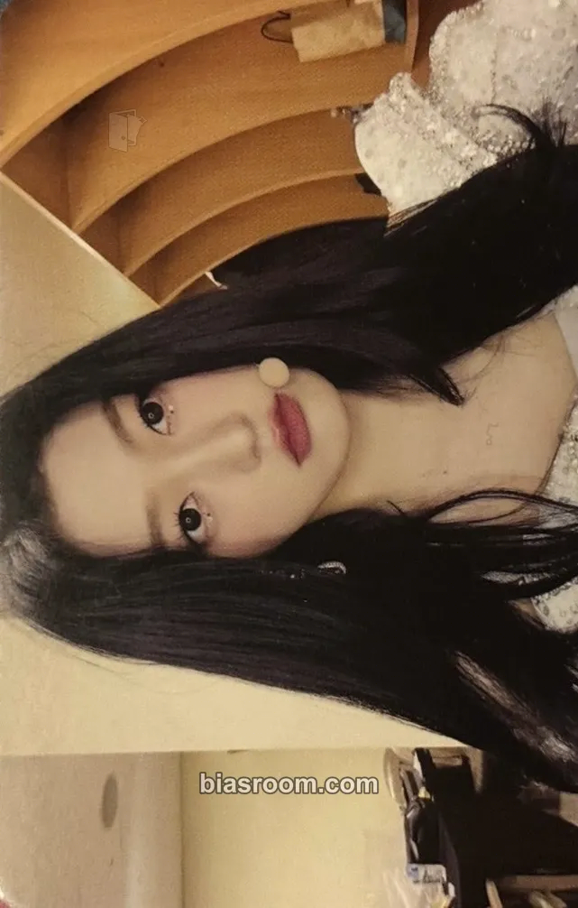 Choerry Photobook: To. ORBIT Photocard - LOONA - LOONA K-pop photocard