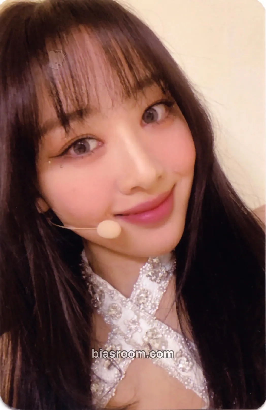 Yves Photobook: To. ORBIT Photocard - LOONA - LOONA K-pop photocard