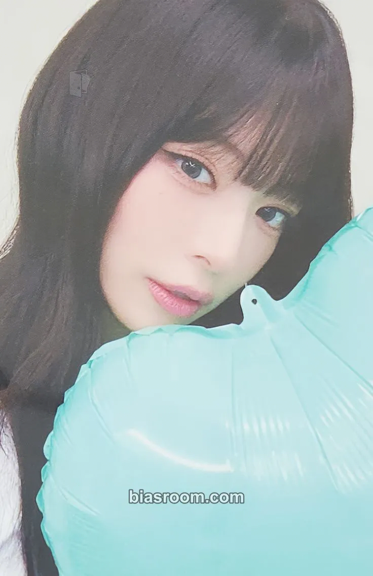 Chaeyoung From Our 20s Photocard - fromis_9 - fromis_9 K-pop photocard