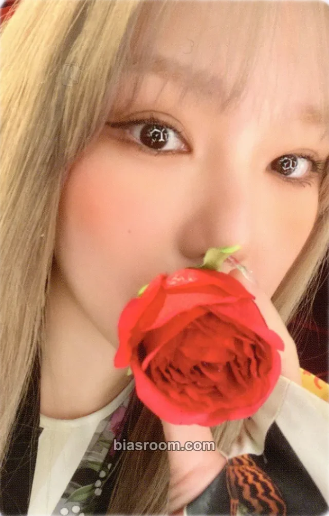 Yerin - Yerin - ARIA Album album photocard night version