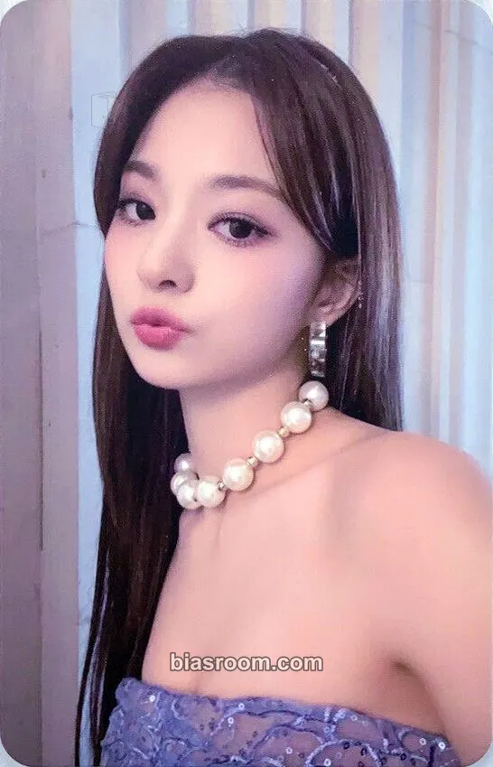 Nagyung Midnight Guest Photocard - fromis_9 - fromis_9 K-pop photocard