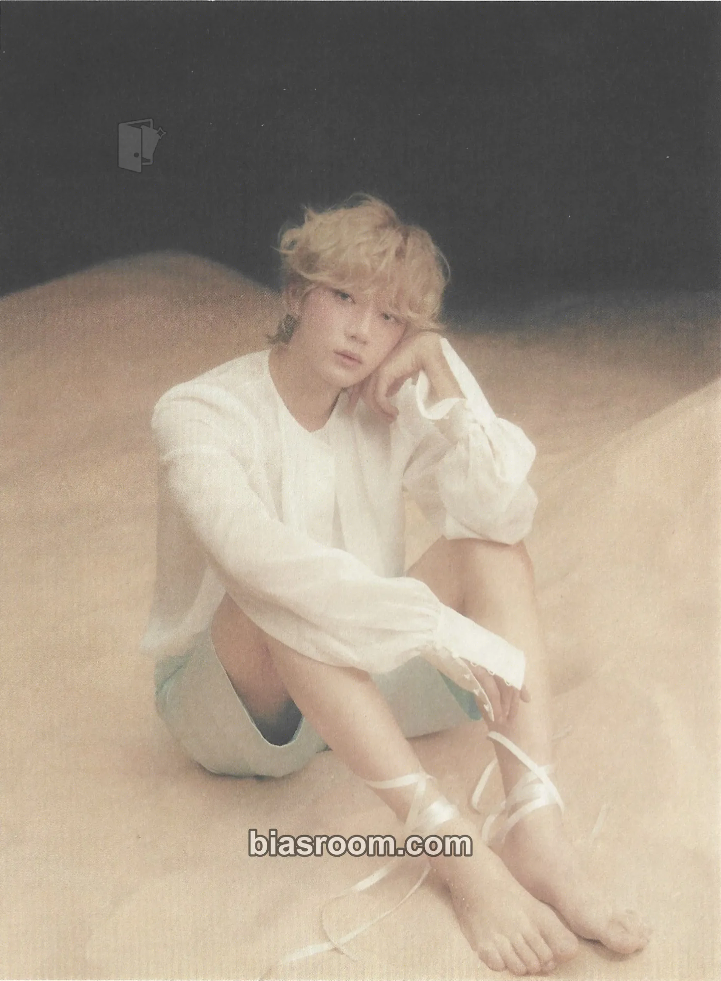 Beomgyu Minisode 3: Tomorrow Photocard - TOMORROW X TOGETHER - TOMORROW X TOGETHER K-pop photocard
