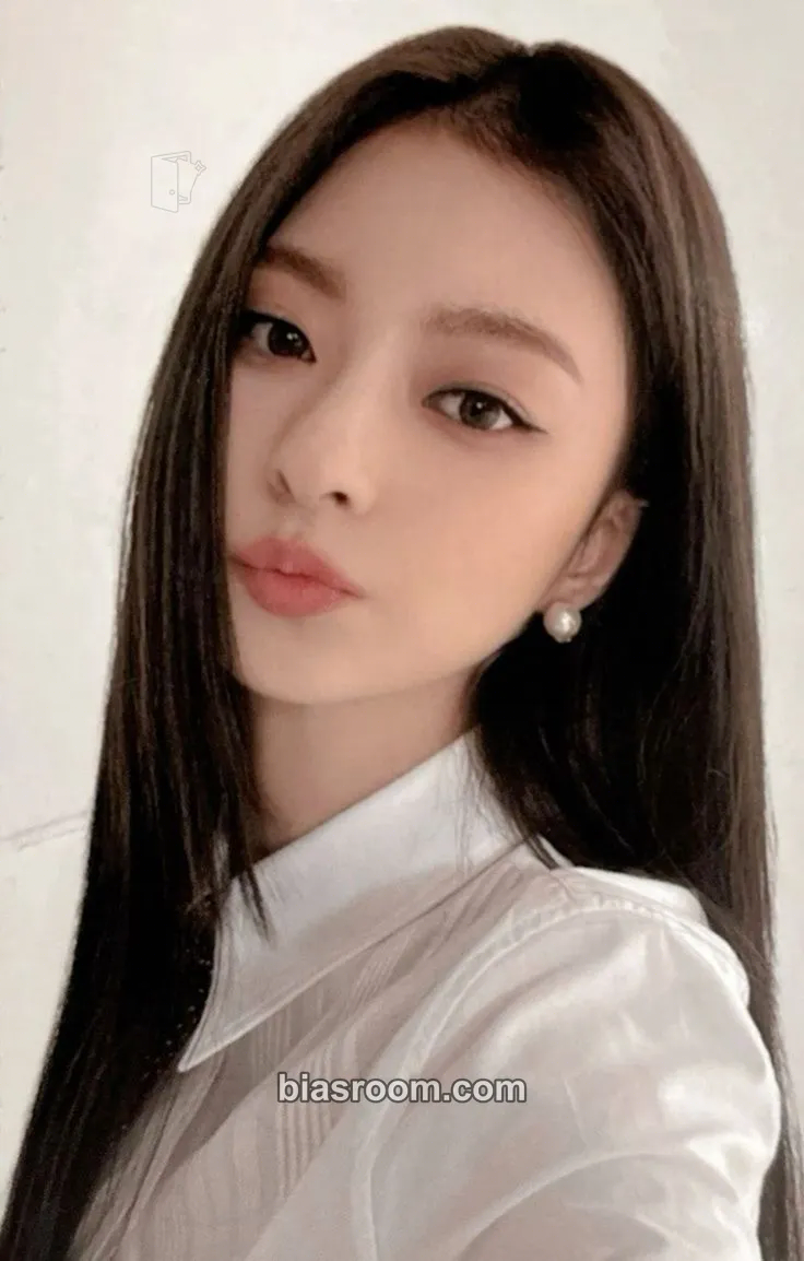 Nagyung Unlock My World Photocard - fromis_9 - fromis_9 K-pop photocard