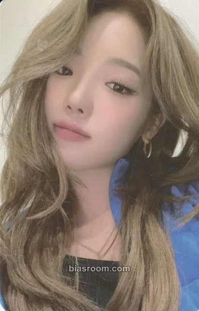 Jisun Midnight Guest Photocard - fromis_9 - fromis_9 K-pop photocard