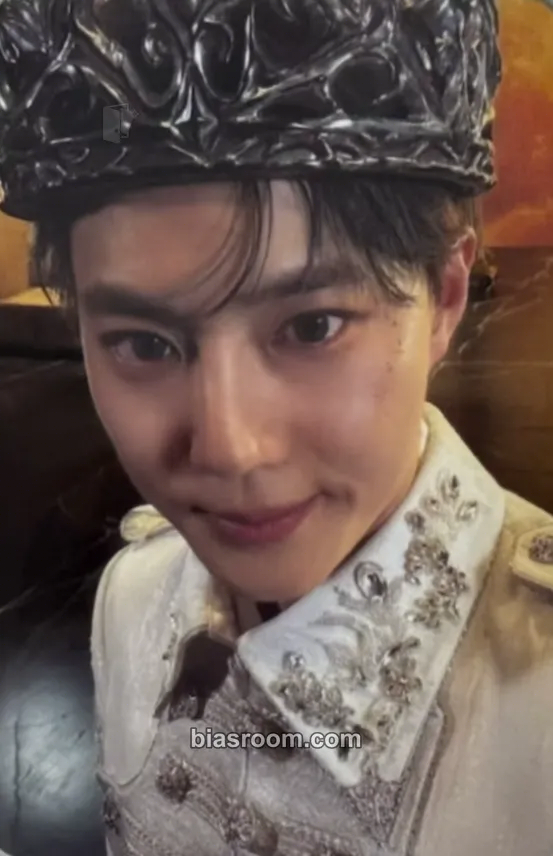 Suho REVERXE Photocard - EXO - EXO K-pop photocard