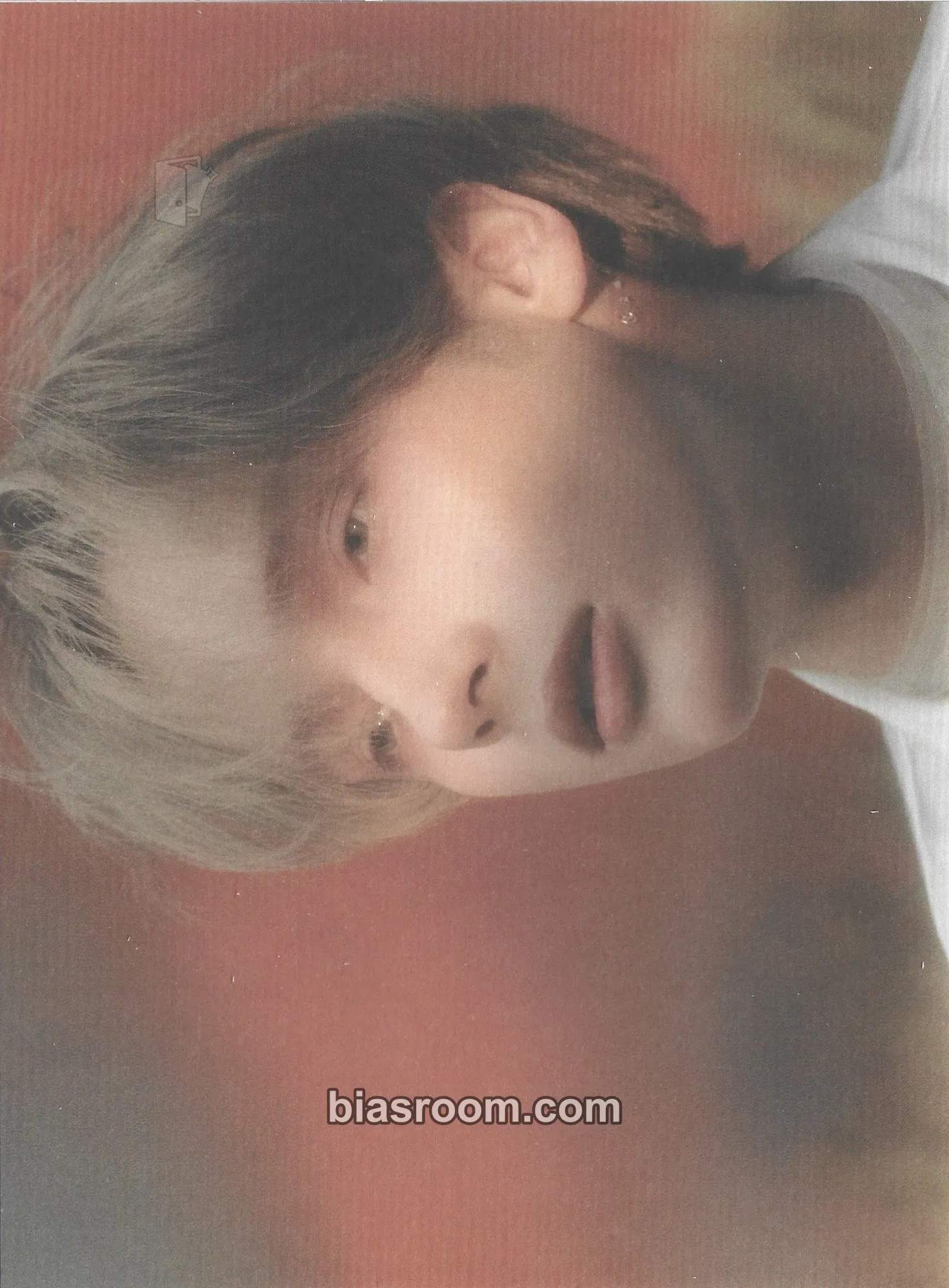 Huening Kai Minisode 3: Tomorrow Photocard - TOMORROW X TOGETHER - TOMORROW X TOGETHER K-pop photocard