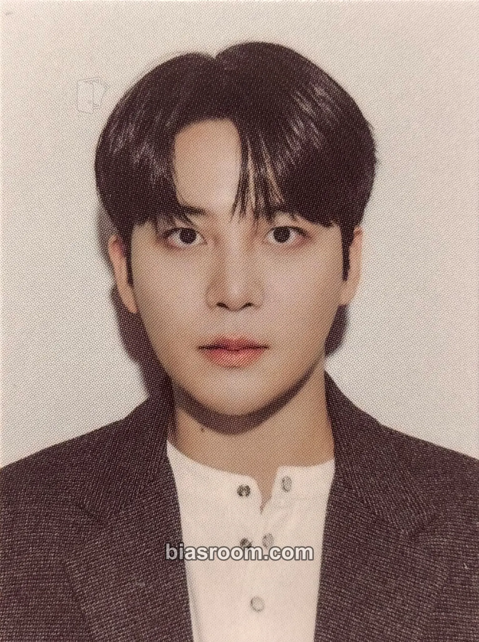 Jongho 2026 Season's Greetings - Pastry Shop Photocard - ATEEZ - ATEEZ K-pop photocard