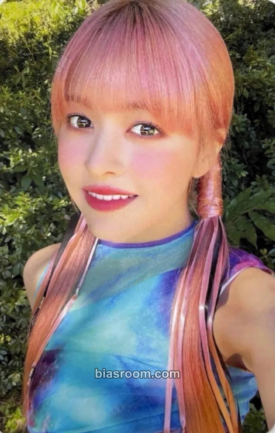 Lily Expérgo Photocard - NMIXX - NMIXX K-pop photocard