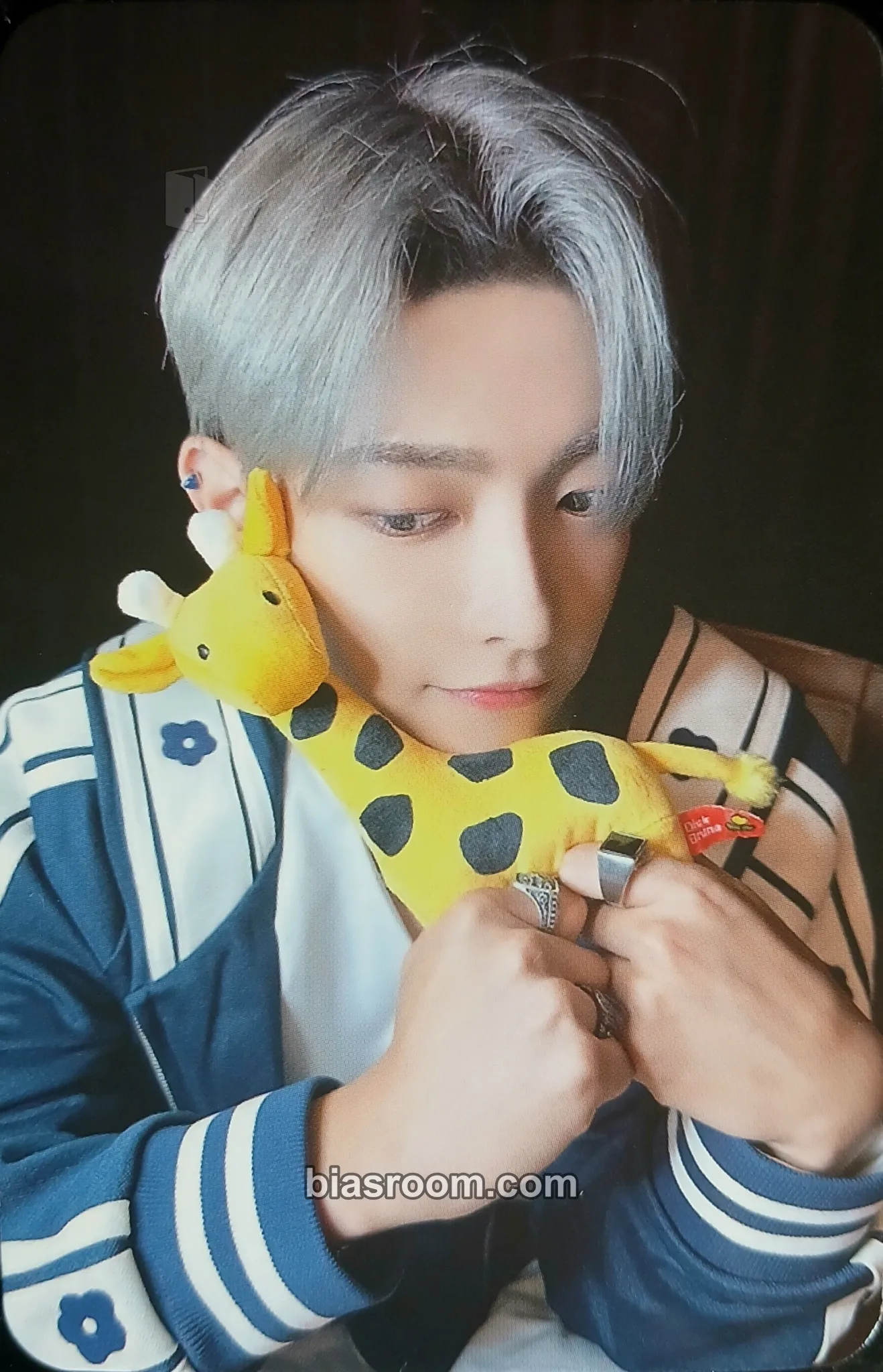 Hongjoong THE WORLD EP.2 : OUTLAW Photocard - ATEEZ - ATEEZ K-pop photocard