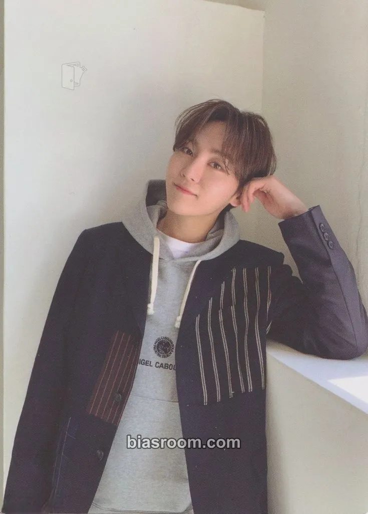 Seungkwan Semicolon Photocard - SEVENTEEN - SEVENTEEN K-pop photocard