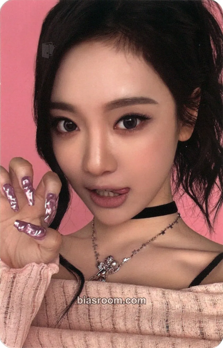 Ningning 2025 SMTOWN : THE CULTURE, THE FUTURE Photocard - aespa - aespa K-pop photocard