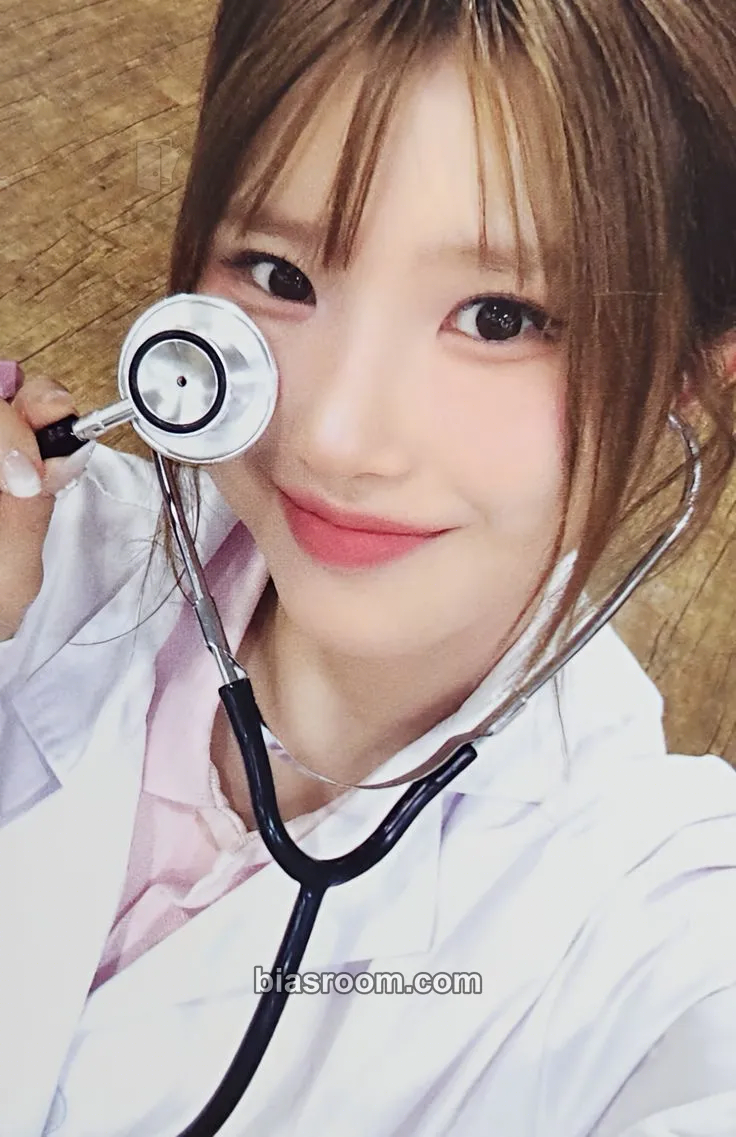 Hayoung From Our 20s Photocard - fromis_9 - fromis_9 K-pop photocard