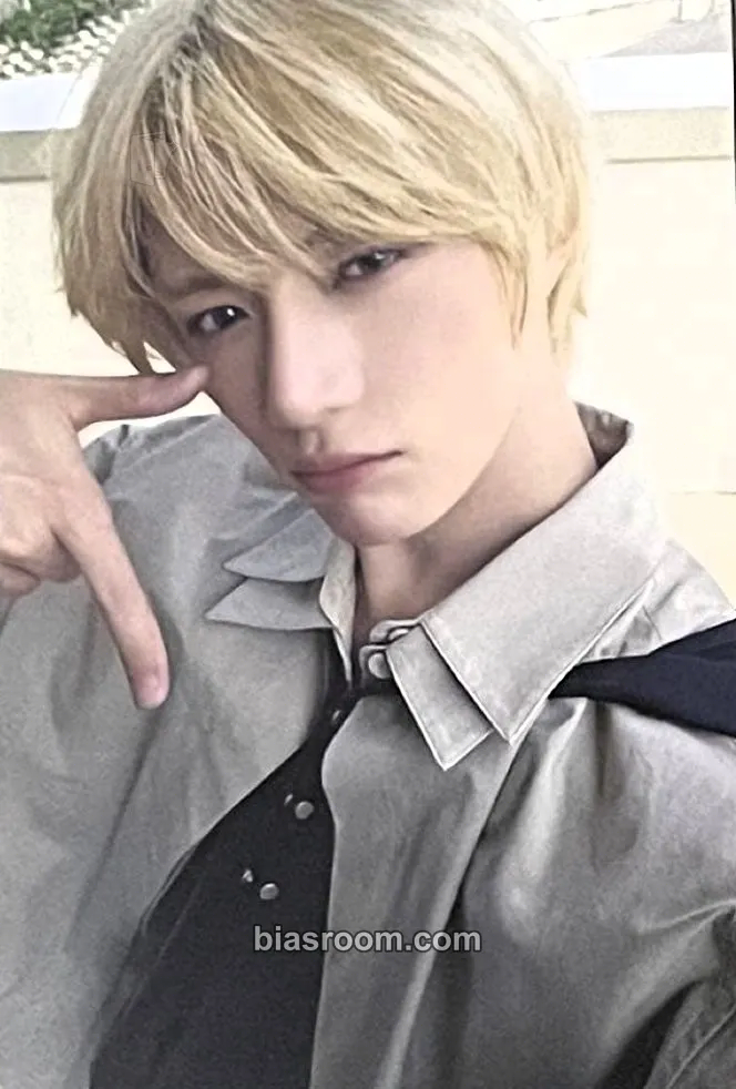 Beomgyu The Star Chapter: Sanctuary Photocard - TOMORROW X TOGETHER - TOMORROW X TOGETHER K-pop photocard