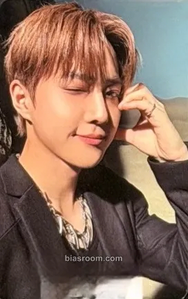 Suho REVERXE Photocard - EXO - EXO K-pop photocard