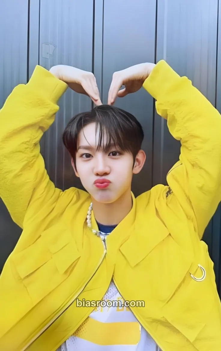 Seungeon Target: ME Photocard - EVNNE - EVNNE K-pop photocard