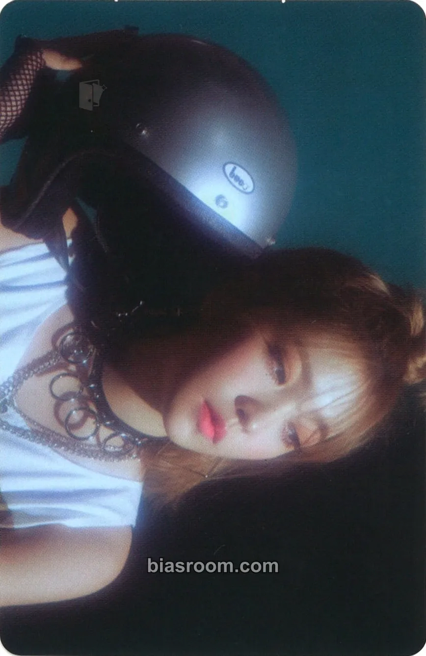 Yeri The Perfect Red Velvet Photocard - Red Velvet - Red Velvet K-pop photocard