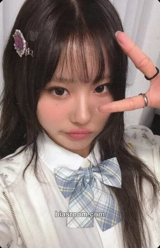 Jieun COLD Photocard - Young Posse - Young Posse K-pop photocard