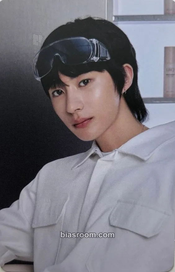 Anton RIIZE x UIQ Photocard - RIIZE - RIIZE K-pop photocard