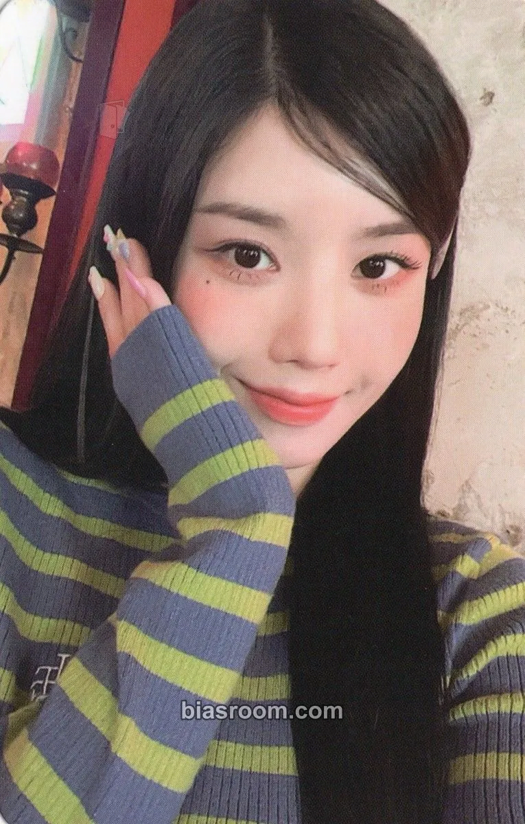 Kwon Eunbi 2023 SEASON’S GREETINGS Photocard - Kwon Eunbi K-pop photocard