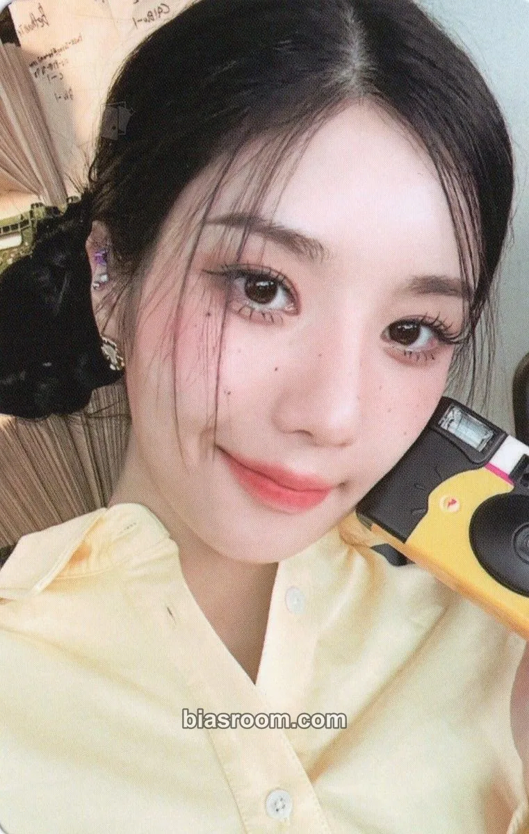 Kwon Eunbi 2023 SEASON’S GREETINGS Photocard - Kwon Eunbi K-pop photocard