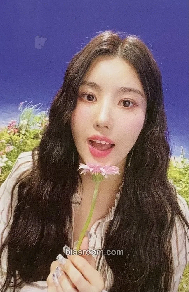 Kwon Eunbi Open Photocard - Kwon Eunbi K-pop photocard