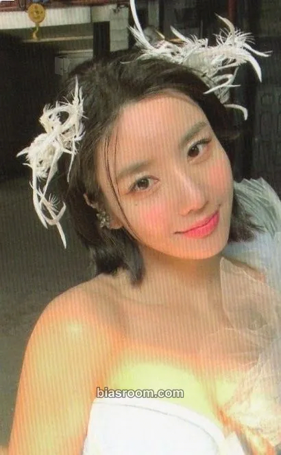 Kwon Eunbi Color Photocard - Kwon Eunbi K-pop photocard