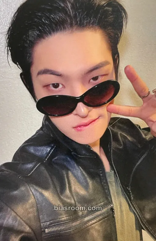 Mingi GOLDEN HOUR : Part.2 Photocard - ATEEZ - ATEEZ K-pop photocard