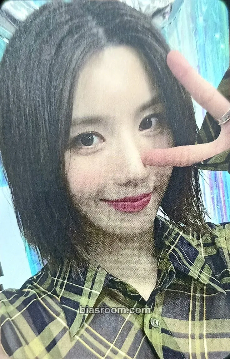 Kwon Eunbi Color Photocard - Kwon Eunbi K-pop photocard