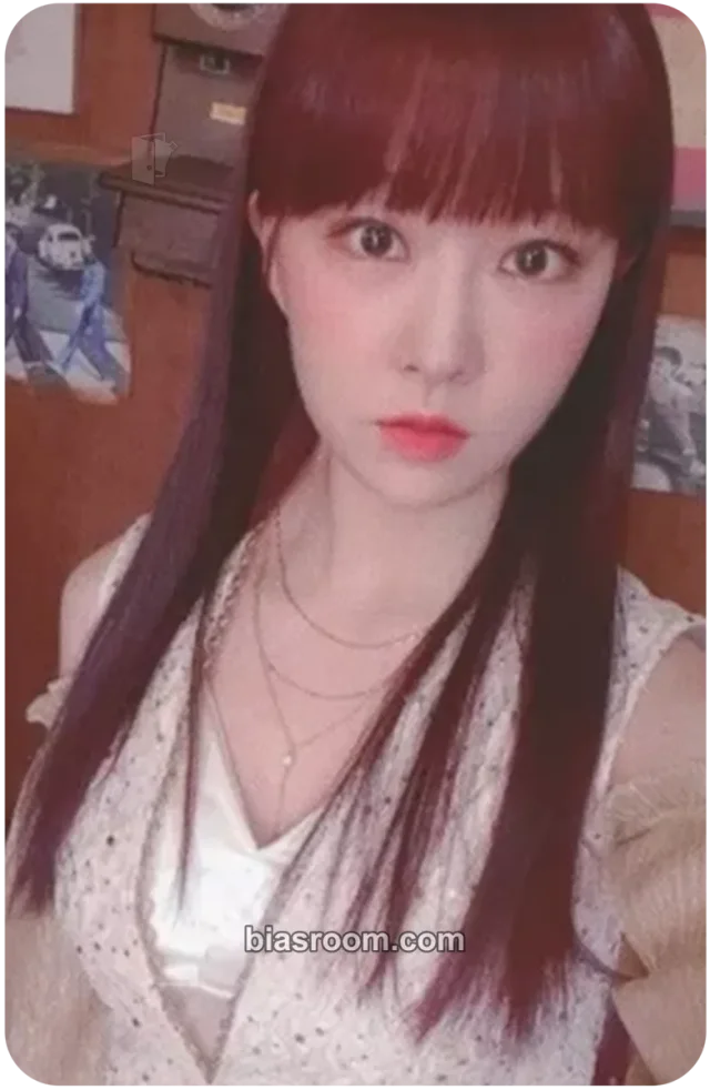 Yujeong LABOUM Two of Us K-pop photocard