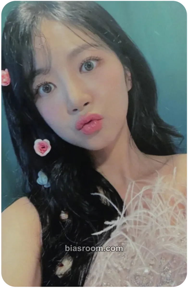 Haein Blossom Photocard - LABOUM - LABOUM K-pop photocard