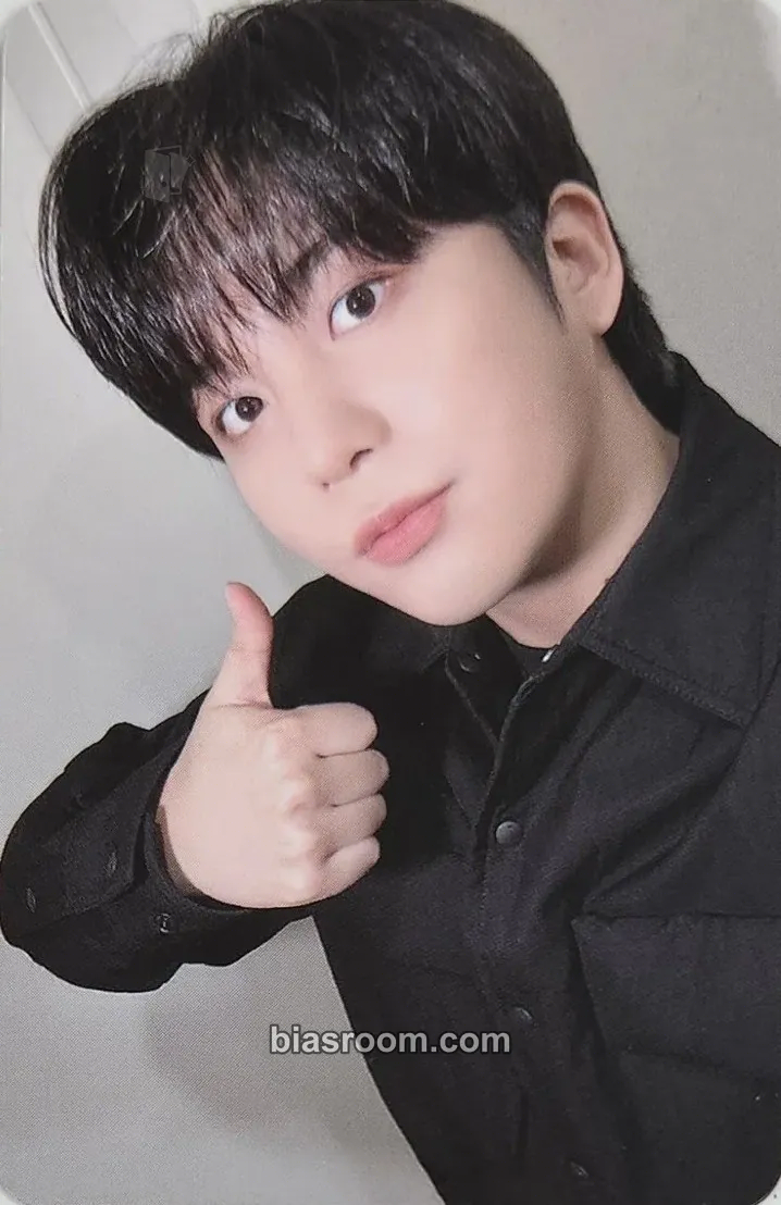 Jongho GOLDEN HOUR : Part.2 Photocard - ATEEZ - ATEEZ K-pop photocard