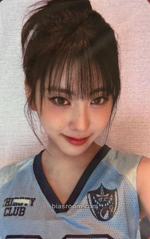 Koko Not Just Pretty Photocard - izna - izna K-pop photocard