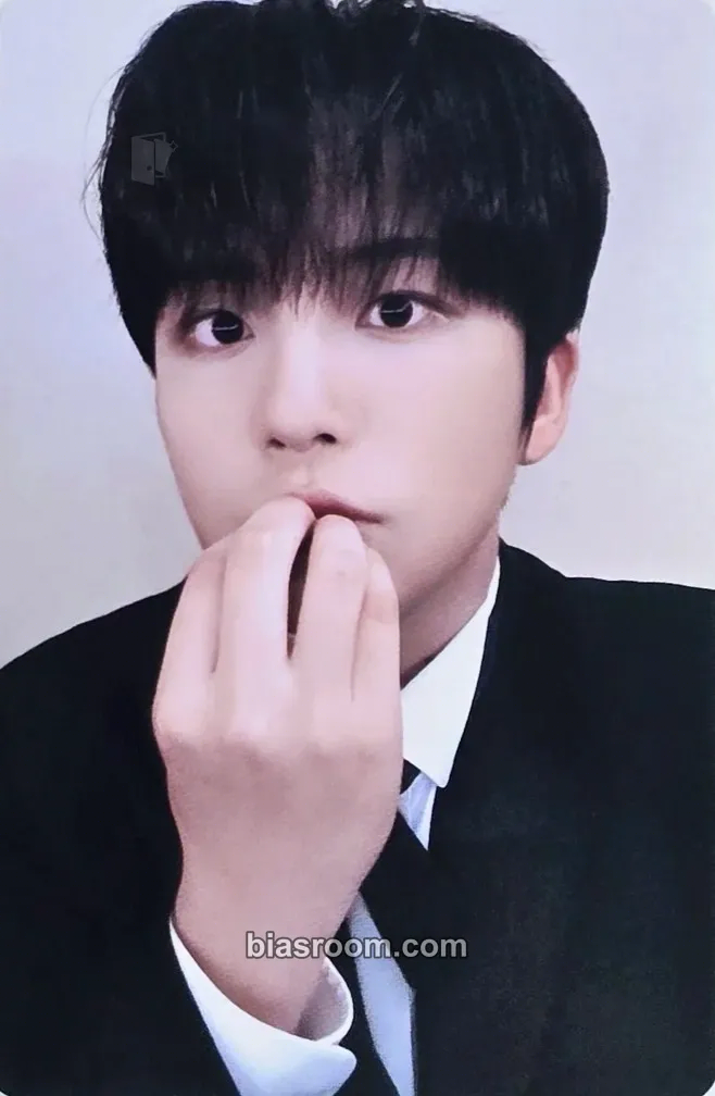 Jongho GOLDEN HOUR : Part.2 Photocard - ATEEZ - ATEEZ K-pop photocard