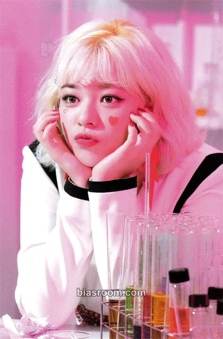 Jeongyeon Formula of Love: O+T=<3 Photocard - TWICE - TWICE K-pop photocard