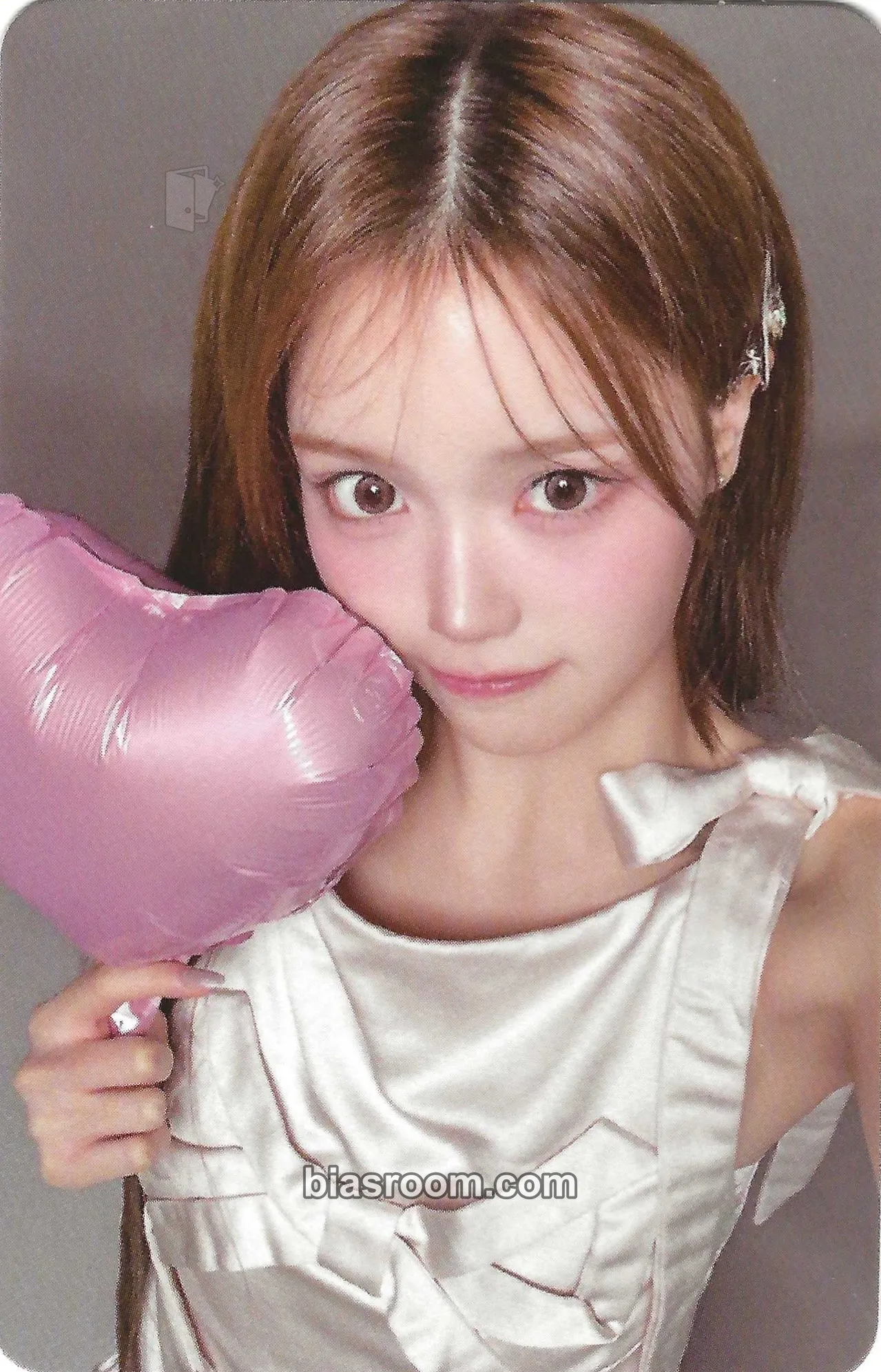 Jeong Saebi 2026 Season’s Greetings: <365 Knots> Photocard - izna - izna K-pop photocard